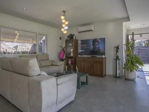 VENTA CASA EN FISHERTON