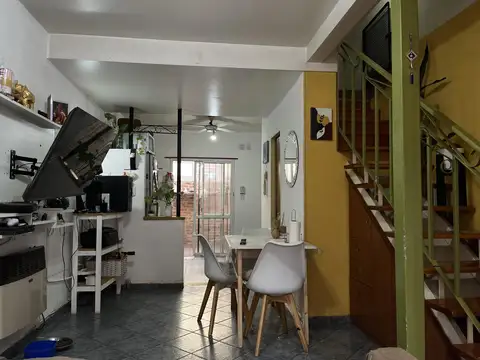 Depto Tipo Casa en Venta de 2 dormitorios