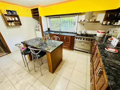 El Trébol Los Robles