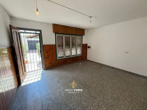 Los Granaderos, Zumaran 3100