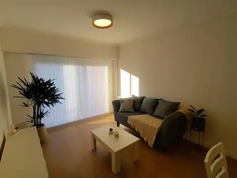 San Luis 1900, Piso 6