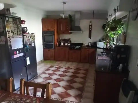 Casa en Venta en Villa Sarmiento, USD 235.000