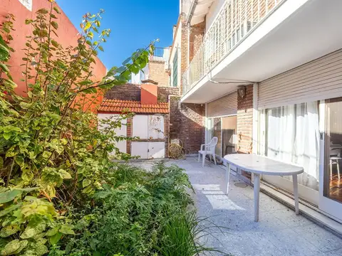 VENTA CASA SAN ISIDRO 4 DORMITORIOS PATIO PARRILLA