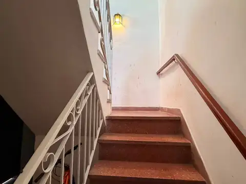 Depto Tipo Casa en Venta de 4 ambientes