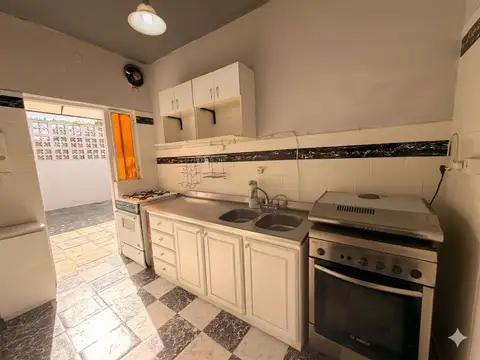 Depto Tipo Casa 4 ambientes con 1 baño