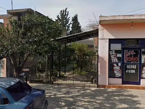 VIVIENDA  UNIFAMILIAR CON LOCAL