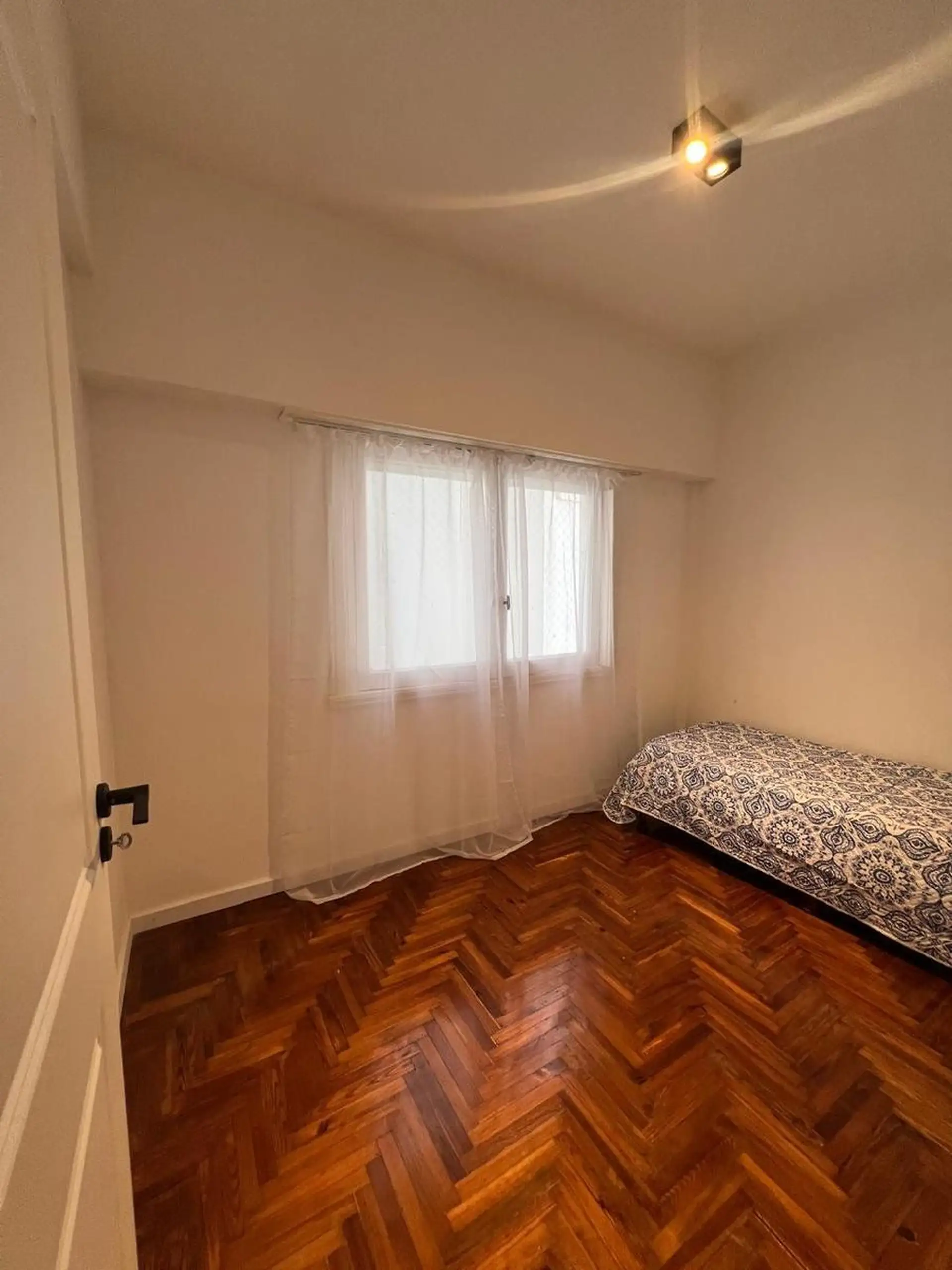 Departamento 3 amb, lateral abierto