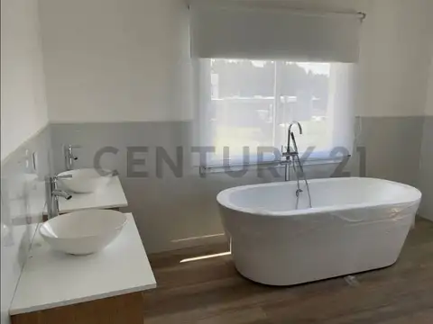 Casa en venta en Barrio Rumenco Joven Jorge Newbery 5050
