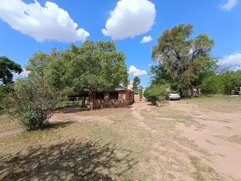 CASA EN VENTA  en 1 ha de terreno y galpón - SALSIPUEDES