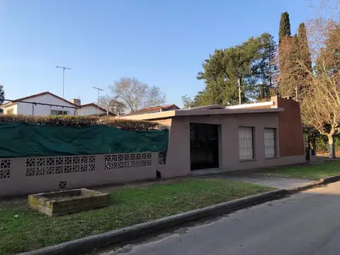 Casa en Venta en Don Torcuato, USD 153.000