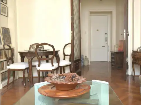 Departamento en Alquiler 80 años