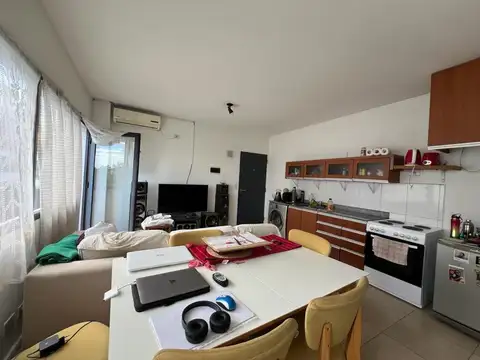 Departamento en Alquiler con 1 cocheras