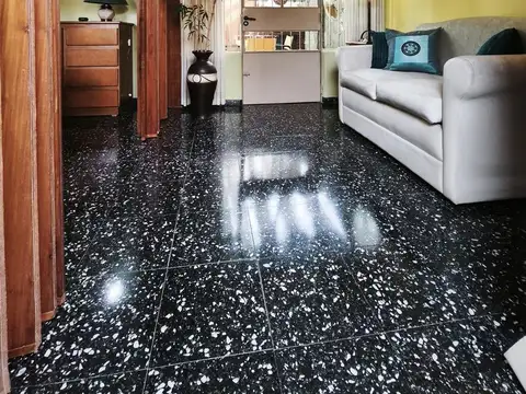 Casa en Venta en Azcuenaga, USD 65.000