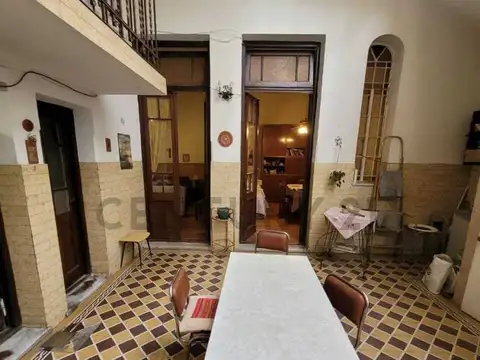 AV. CASEROS 3200, Piso 0