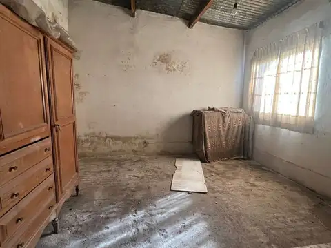 Casa 2 ambientes con 1 baño
