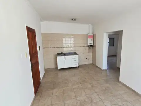 Departamento de 2 dormitorios con patio terraza exclusivo – Excelente ubicación