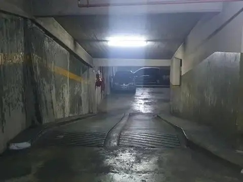 Cochera en venta - 16Mts2 - Caballito