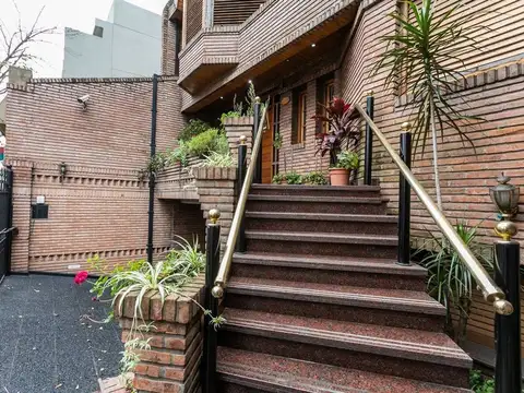 Avenida Salvador María del Carril 4700