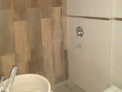 Av Gdor M Ugarte 3000, Piso 1