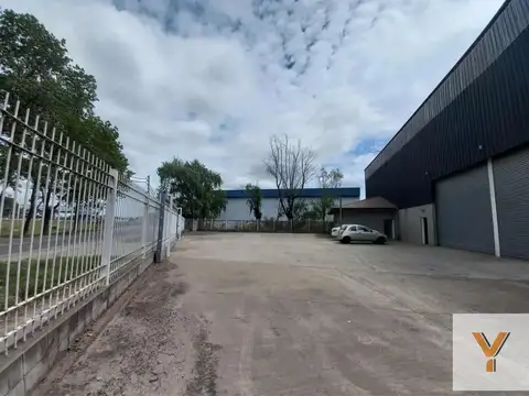 Depósito en venta - 2 Baños - Vestuario - Garita Seguridad - Anexos - 2.953,42Mts2 - La Reja, Moreno