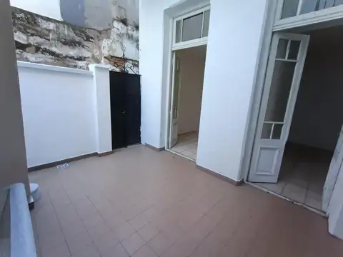 Depto Tipo Casa 3 ambientes con 1 baño