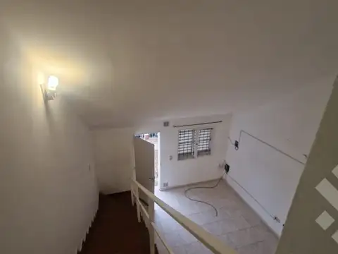 Casa en Alquiler con 1 cochera
