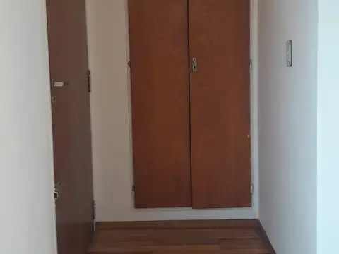 Departamento en Alquiler en Olivos Vias/Maipu, $ 960.000