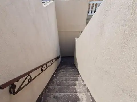 Depto Tipo Casa en Alquiler de 2 dormitorios