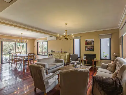 CASA | 5 AMBIENTES | ESTILO COLONIAL | HARAS MARÍA VICTORIA | PERMUTA