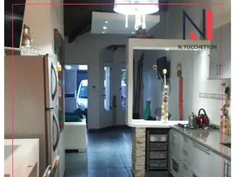 Casa 4 ambientes con 1 baño