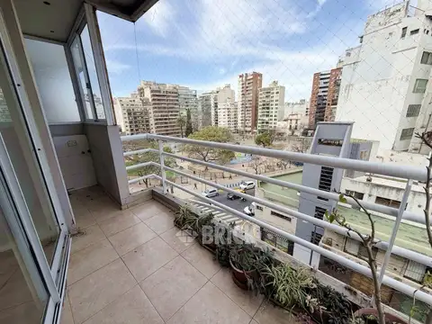 Departamento en Alquiler con 1 cocheras