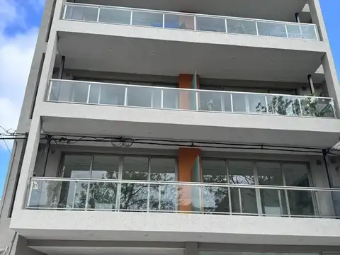 DOELLO JURADO AL 900 PISO 1 UF Nº 2