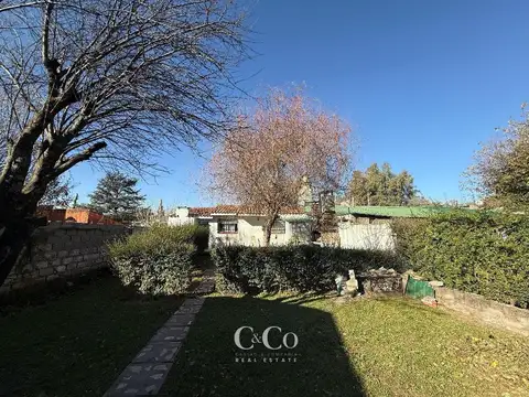 2 Unidades de vivienda (una a terminar) en 400m² de terreno a 300mts de Ruta 28 - B° Marimat, Tanti.