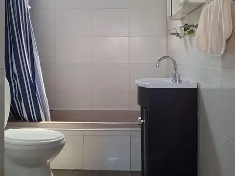 Casa en Venta en Villa Adelina, USD 156.000