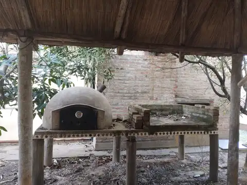 Quinta en Venta con 3 cocheras