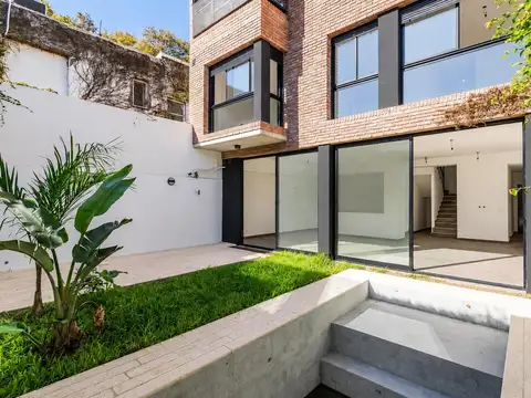 Casa 4 ambientes con 3 baños