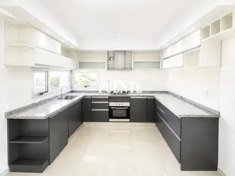 Casa en Alquiler A Estrenar