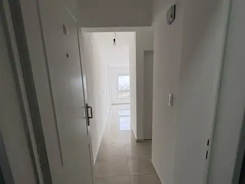 Estocolmo 2700, Piso 13