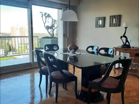 Departamento en Alquiler Temporal de 4 dormitorios