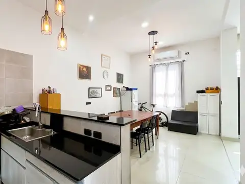 Casa 4 ambientes con 3 baños