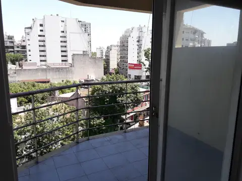 Departamento en Alquiler en Floresta, $ 650.000