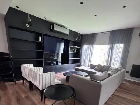 Casa en Alquiler de 3 dormitorios