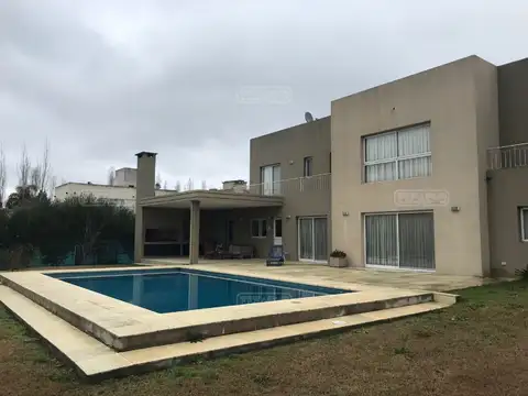 Casa en Venta en Bella Vista, USD 600.000