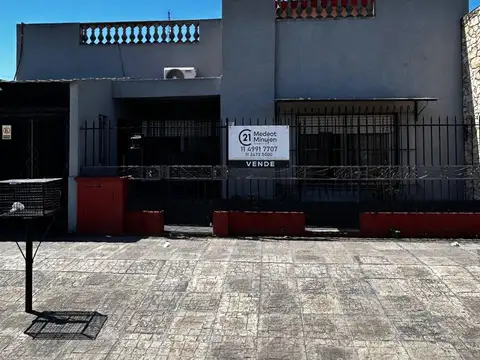 CASA EN VENTA 3 AMBIENTES EN MORON