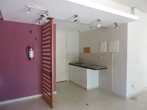 Local en Alquiler 225 años