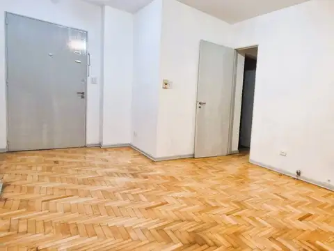 J Hernandez 2400, Piso 3