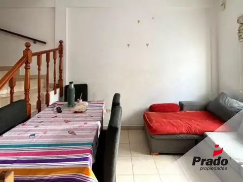 Depto Tipo Casa en Venta de 4 ambientes