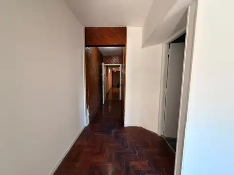 Depto Tipo Casa en Alquiler en Liniers, $ 750.000