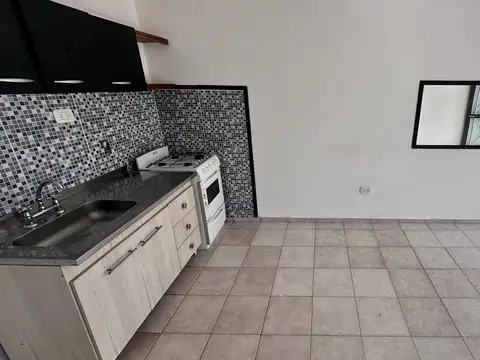 Depto Tipo Casa 2 ambientes con 1 baño