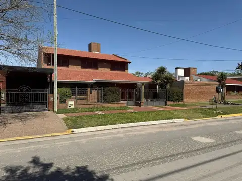 Casa en Venta en Pilar, USD 330.000